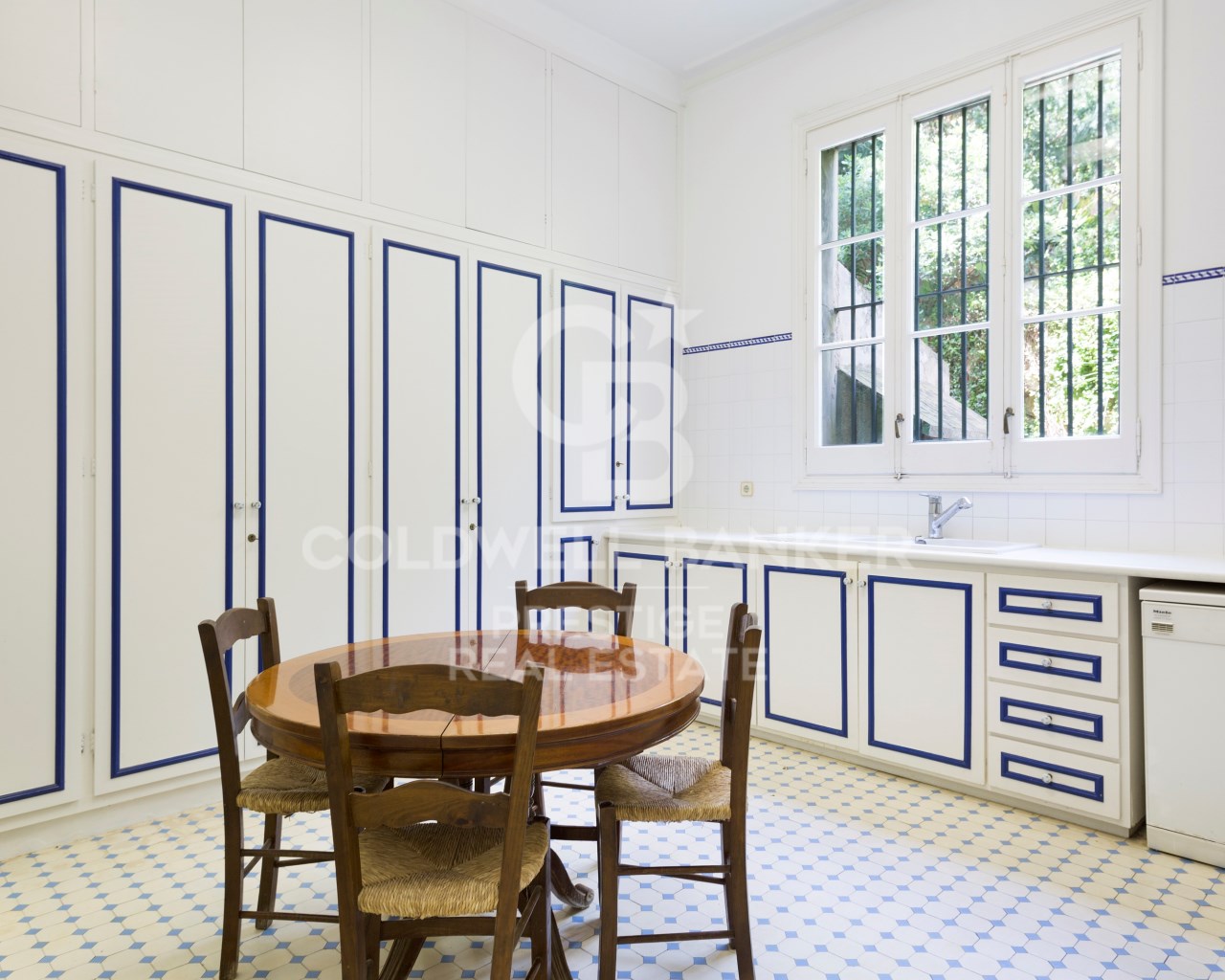 Barcelona, Barcelona, Sarri? - Sant Gervasi, Vallv, Barcelona, Catalonia, ES, 5 Bedrooms Bedrooms, ,4 BathroomsBathrooms,Residential,For Sale,Barcelona, Barcelona, Sarri? - Sant Gervasi, Vallv,1448647