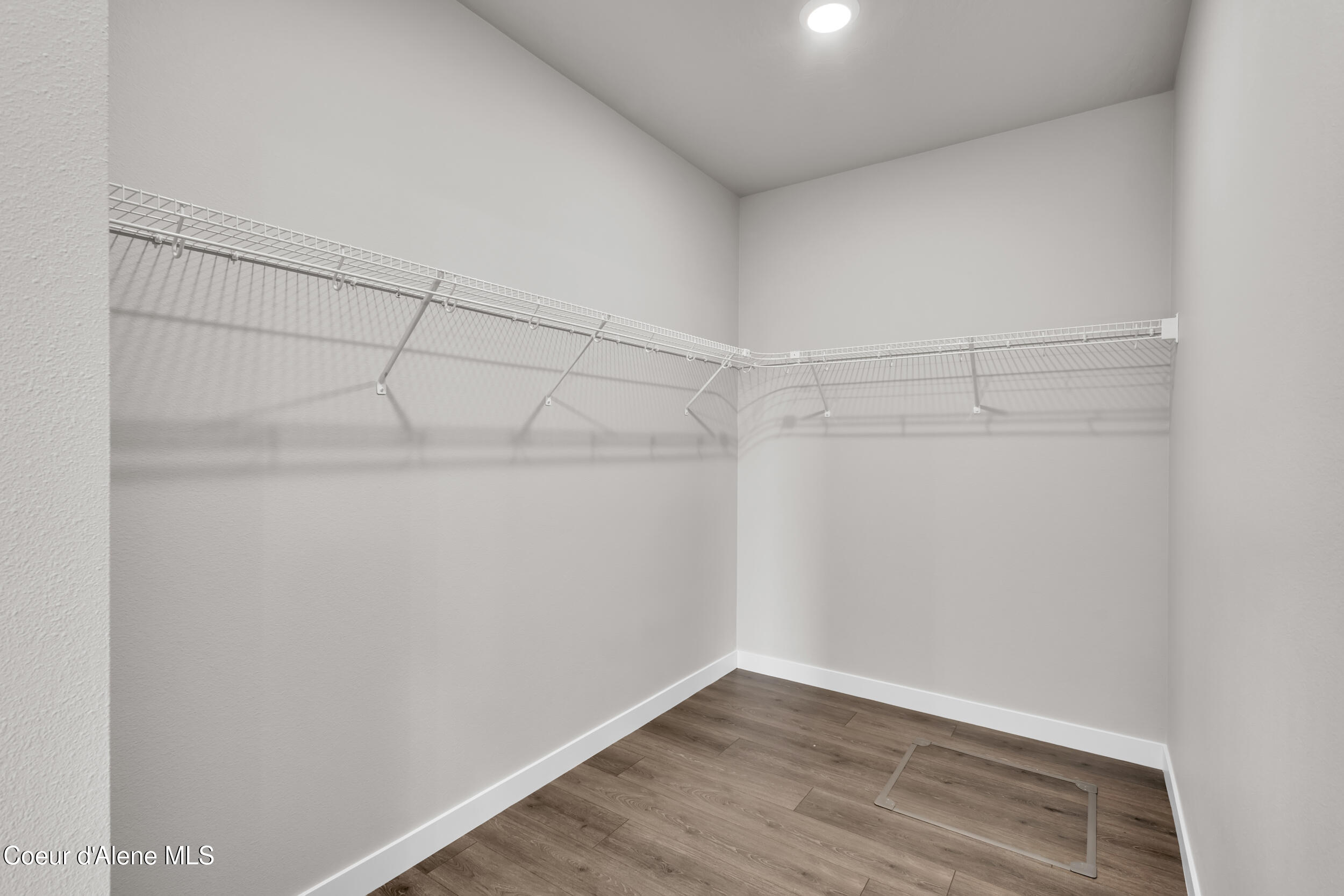 Coeur d'Alene, Idaho, 83815, United States, 4 Bedrooms Bedrooms, ,2 BathroomsBathrooms,Residential,For Sale,1975226