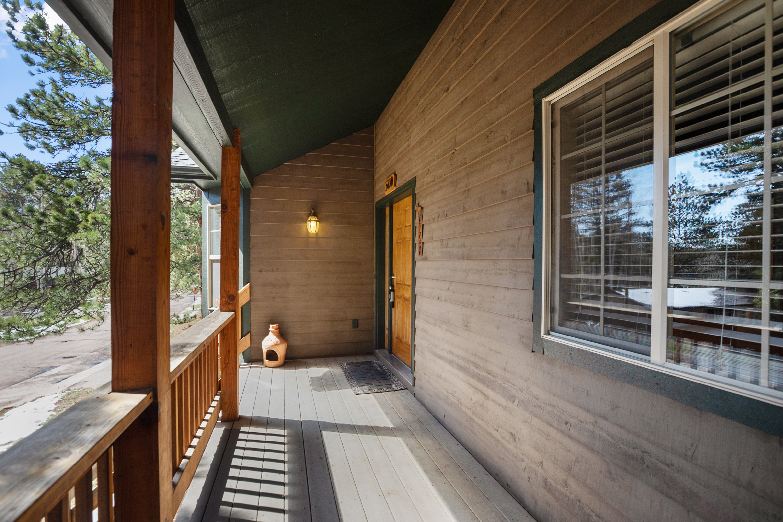 Woodland Park, Colorado, 80863, United States, 3 Bedrooms Bedrooms, ,3 BathroomsBathrooms,Residential,For Sale,1966614