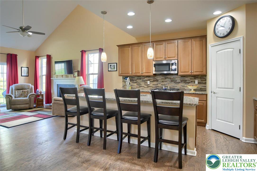 Upper Milford Twp, Pennsylvania, 18049, United States, 3 Bedrooms Bedrooms, ,3 BathroomsBathrooms,Residential,For Sale,1960503