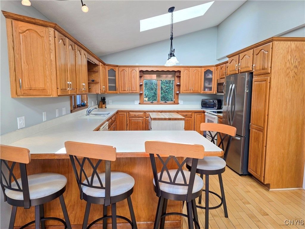 Sylvan Beach, New York, 13157, United States, 4 Bedrooms Bedrooms, ,2 BathroomsBathrooms,Residential,For Sale,1962557