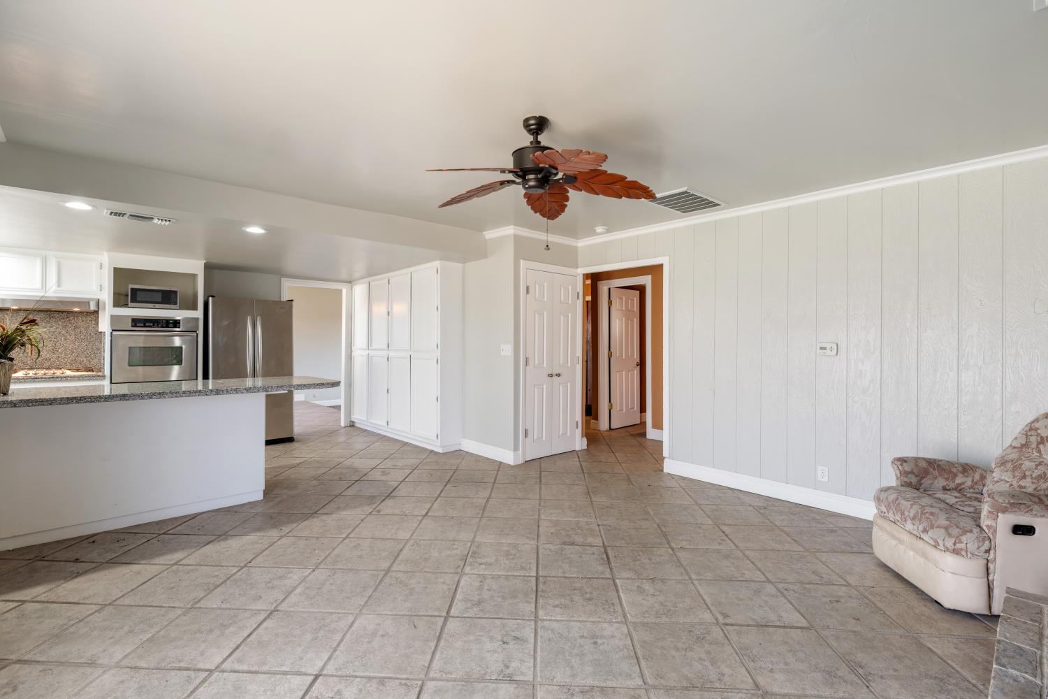 Madera, California, 93637, United States, 4 Bedrooms Bedrooms, ,3 BathroomsBathrooms,Residential,For Sale,1981188