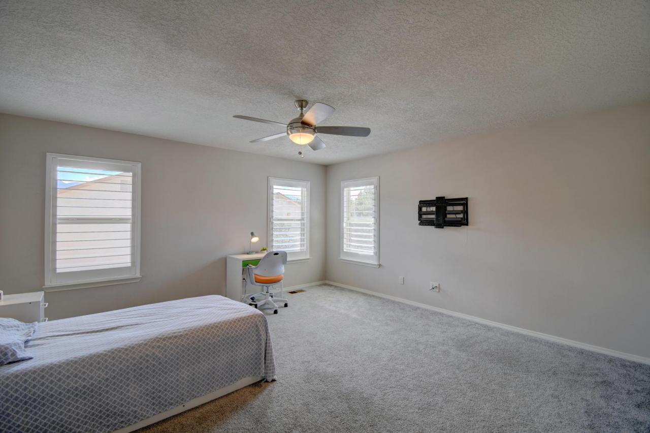 8612 LUNA VITA Court NE, Albuquerque, New Mexico, 87113, United States, 5 Bedrooms Bedrooms, ,3 BathroomsBathrooms,Residential,For Sale,8612 LUNA VITA Court NE,1616407