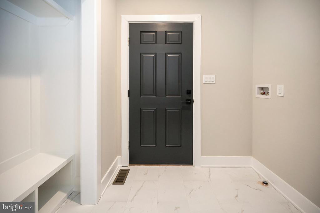 Stafford, Virginia, 22556, United States, 5 Bedrooms Bedrooms, ,4 BathroomsBathrooms,Residential,For Sale,2005720