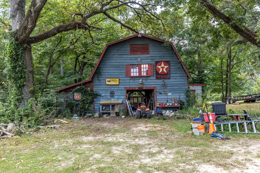 Salem, Alabama, 36874, United States, 4 Bedrooms Bedrooms, ,4 BathroomsBathrooms,Residential,For Sale,1947169