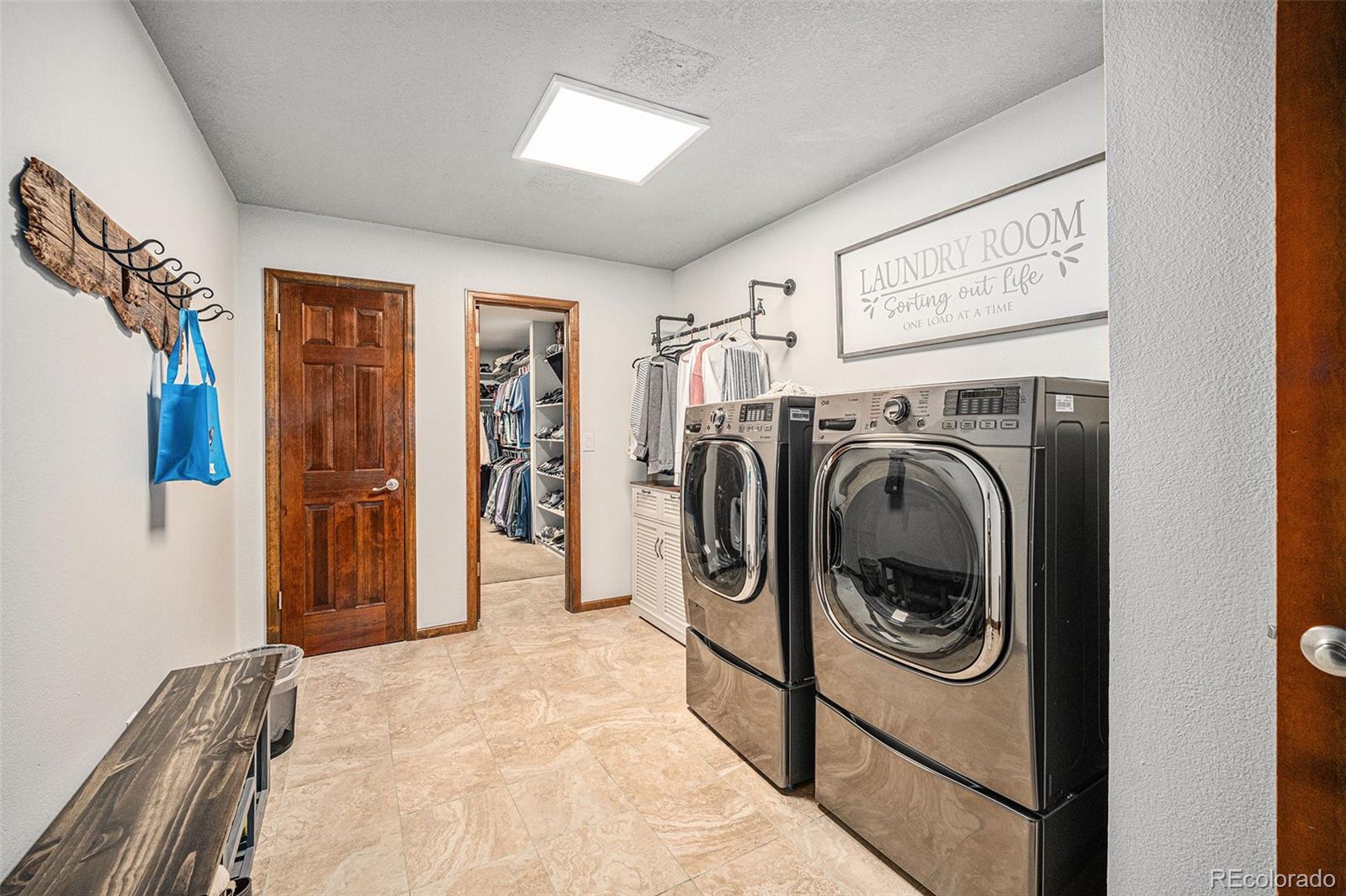 Broomfield, Colorado, 80020, United States, 5 Bedrooms Bedrooms, ,2 BathroomsBathrooms,Residential,For Sale,1980306