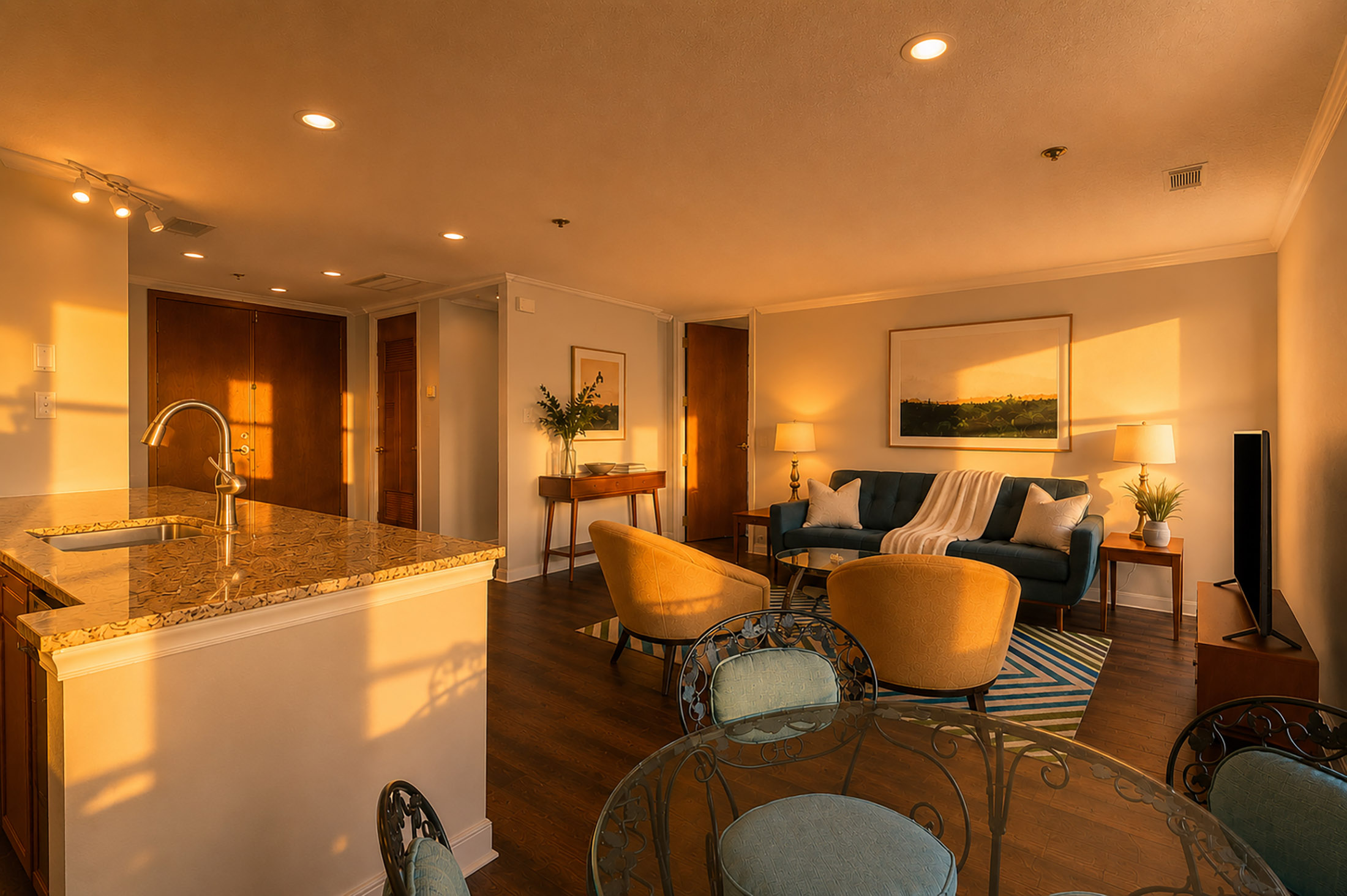 Top Floor Living, Sweeping City Views and Midtown at Your Doorstep - 物件實景
