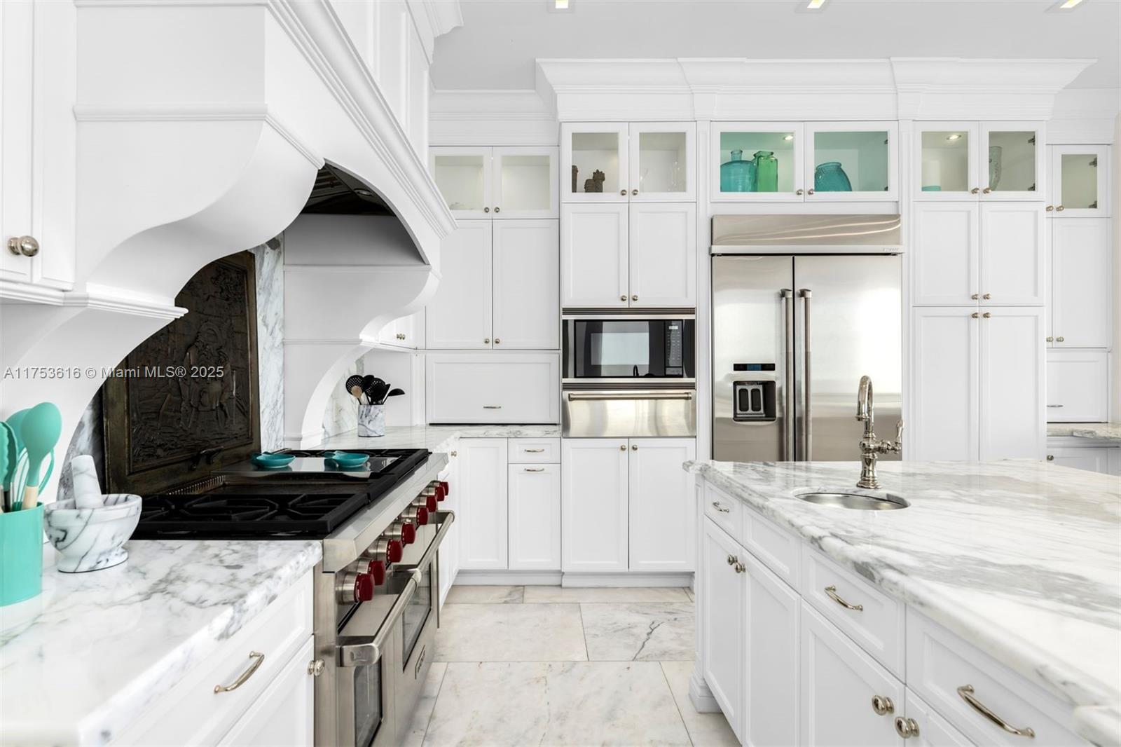 North Bay Village, Florida, 33141, United States, 6 Bedrooms Bedrooms, ,7 BathroomsBathrooms,Residential,For Sale,1736807