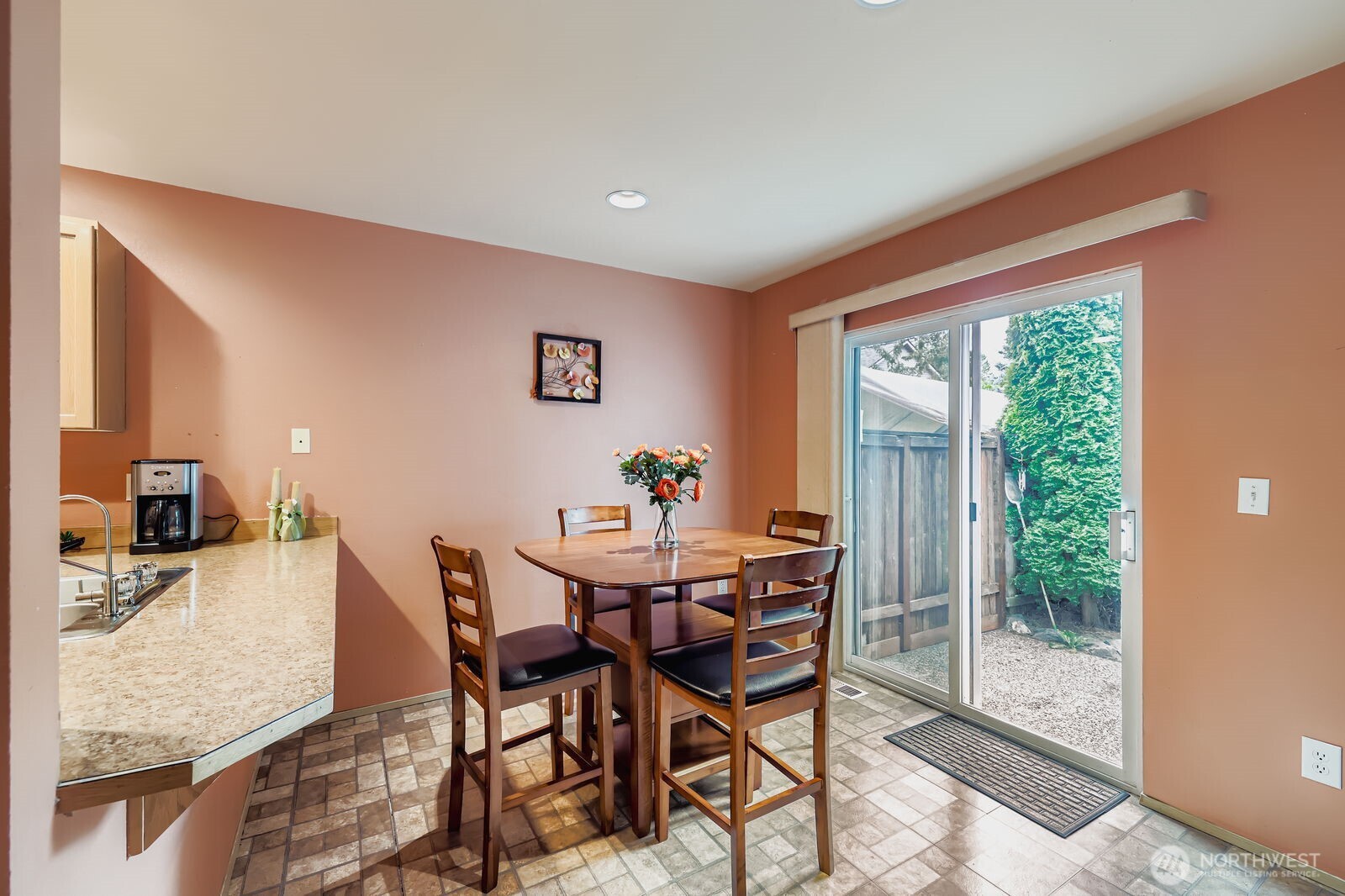 Lake Stevens, Washington, 98258, United States, 3 Bedrooms Bedrooms, ,3 BathroomsBathrooms,Residential,For Sale,1942616