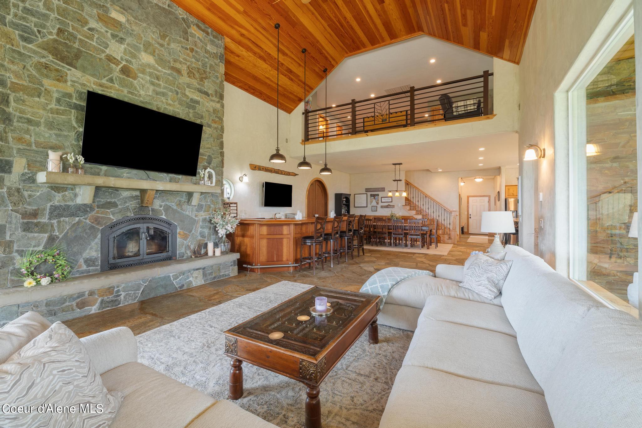 Coeur D'alene, Idaho, 83814, United States, 4 Bedrooms Bedrooms, ,3 BathroomsBathrooms,Residential,For Sale,1795061