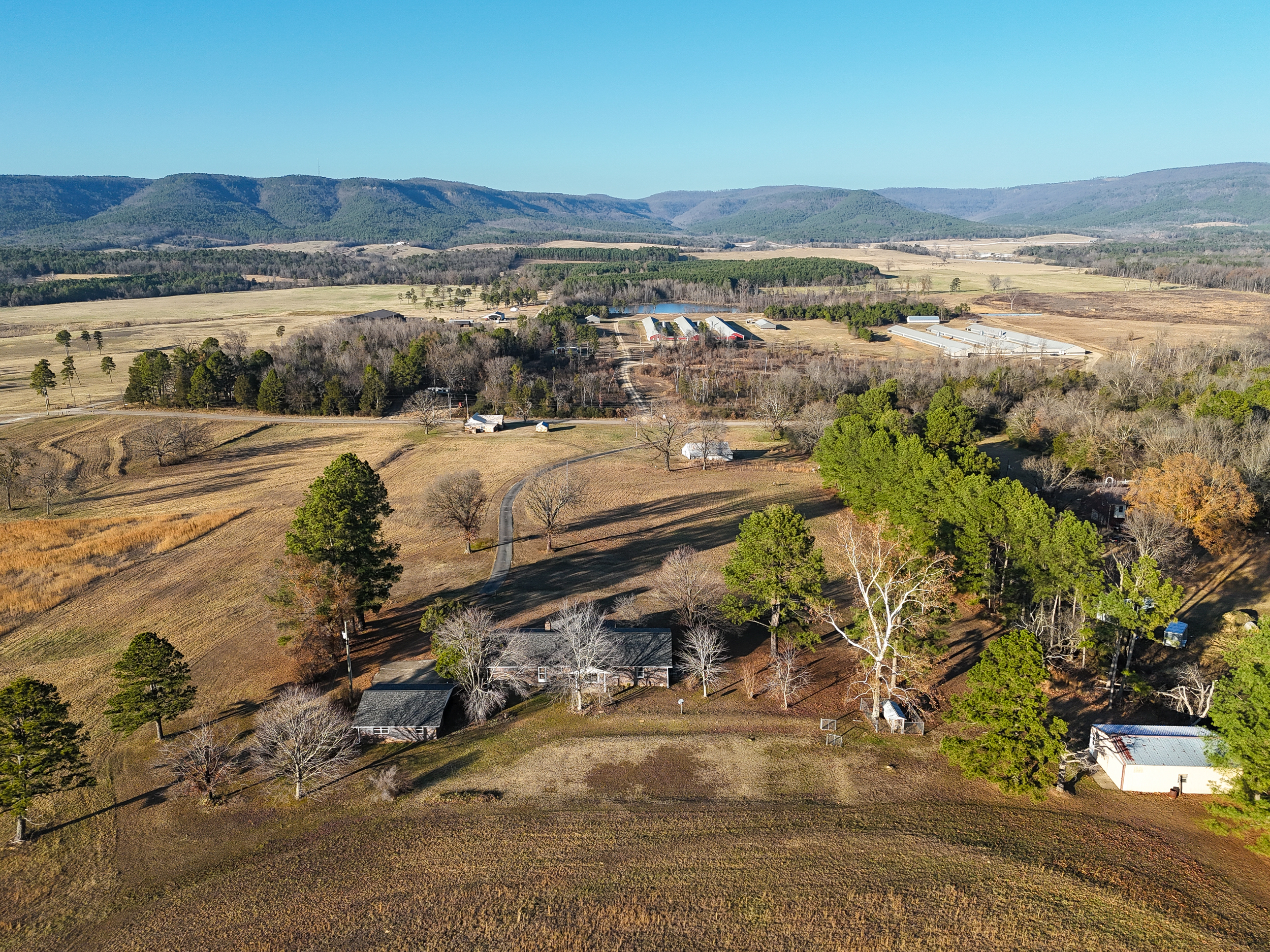 Clarksville, Arkansas, 72830, United States, 3 Bedrooms Bedrooms, ,3 BathroomsBathrooms,Residential,For Sale,2010722