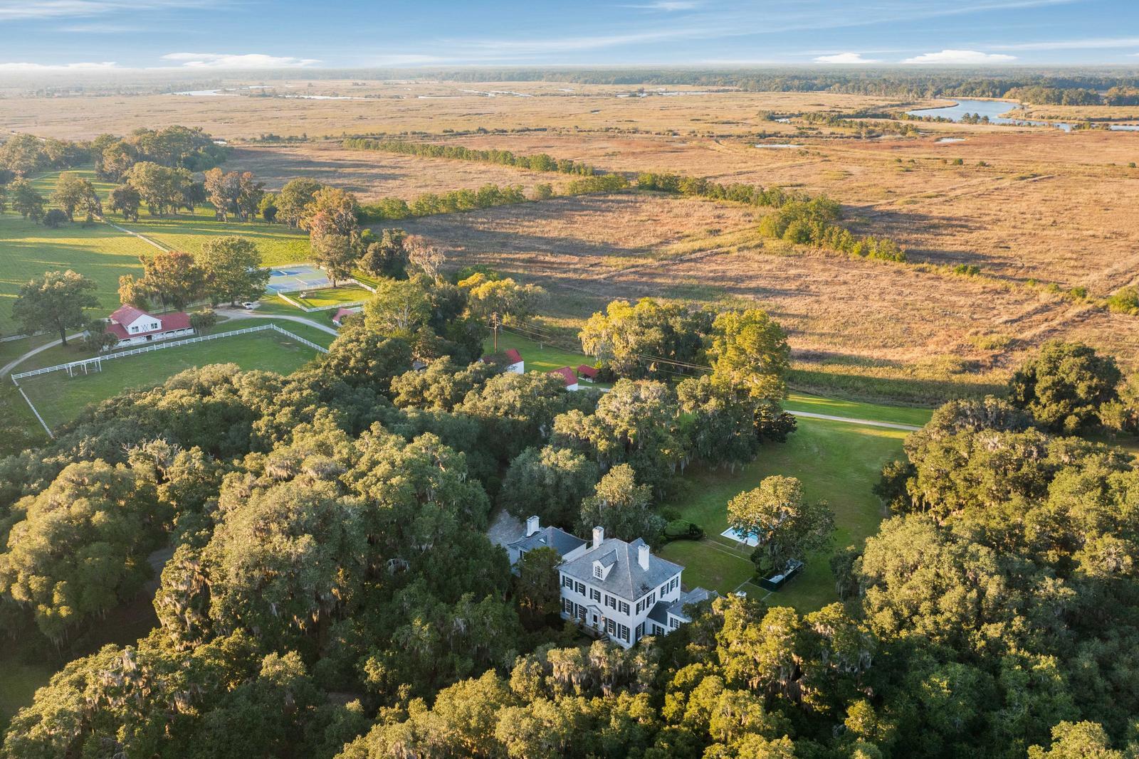 Yemassee, South Carolina, 29945, United States, 6 Bedrooms Bedrooms, ,7 BathroomsBathrooms,Residential,For Sale,1989284