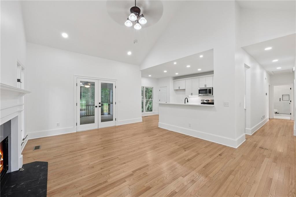Alpharetta, Georgia, 30004, United States, 4 Bedrooms Bedrooms, ,3 BathroomsBathrooms,Residential,For Sale,1900649