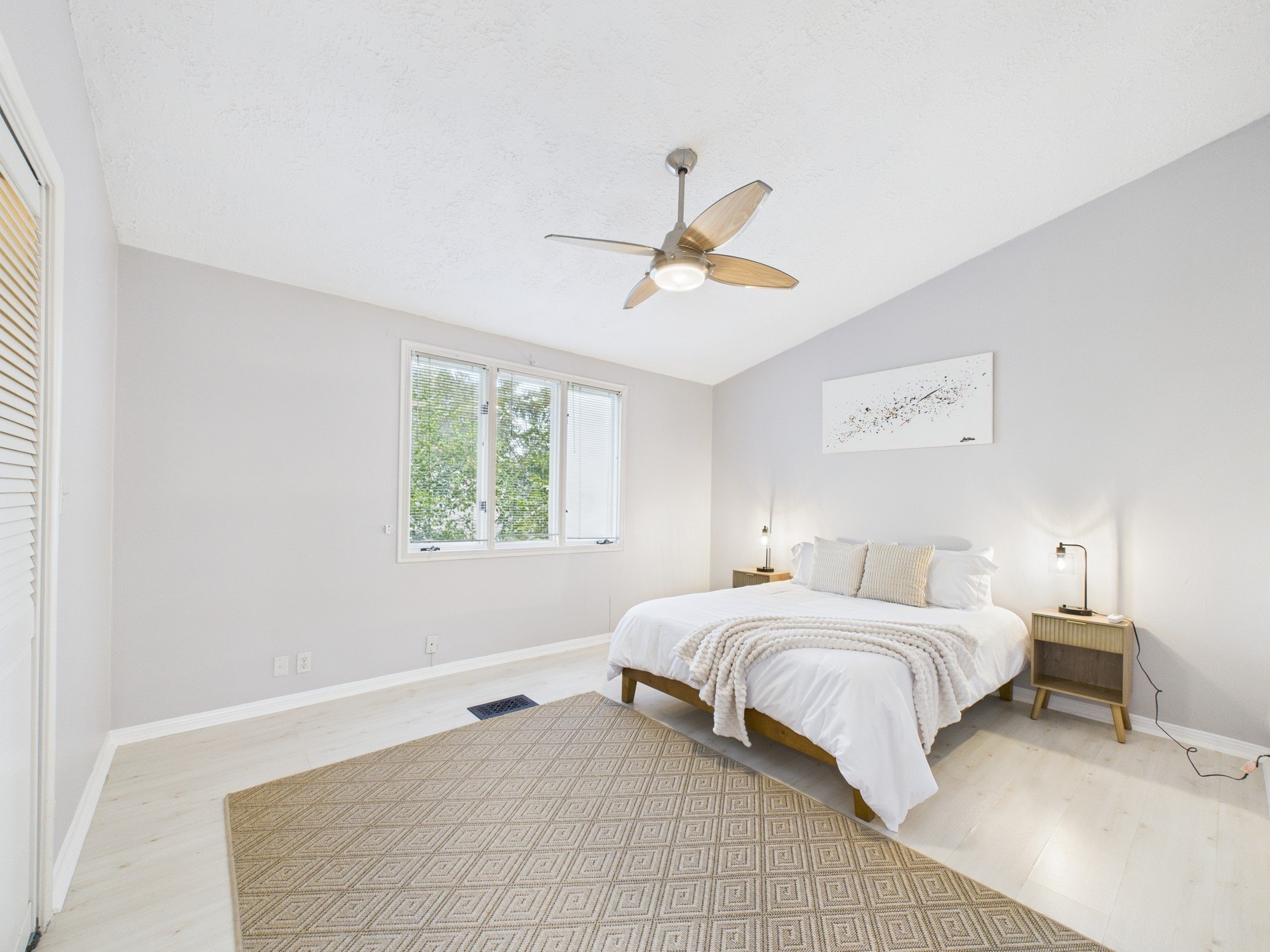 Houston, Texas, 77006, United States, 3 Bedrooms Bedrooms, ,1 BathroomBathrooms,Residential,For Sale,1982150