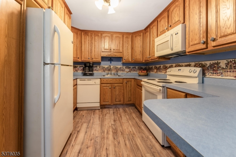 Phillipsburg Town, New Jersey, 08865, United States, 6 Bedrooms Bedrooms, ,4 BathroomsBathrooms,Residential,For Sale,1918649