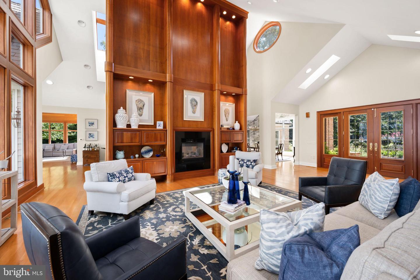 Queenstown, Maryland, 21658, United States, 5 Bedrooms Bedrooms, ,6 BathroomsBathrooms,Residential,For Sale,1940127