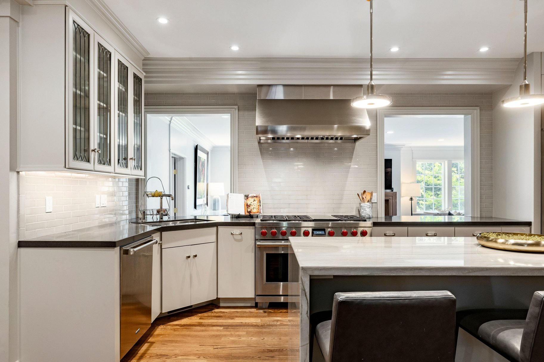  BEAUTIFULLY UPDATED FEDERAL HEIGHTS TWO STORY HOME - 物件實景