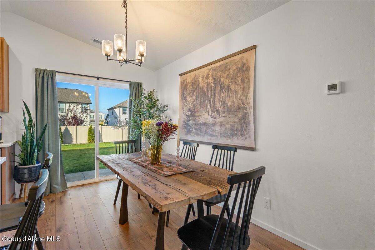 Hayden, Idaho, 83835, United States, 3 Bedrooms Bedrooms, ,2 BathroomsBathrooms,Residential,For Sale,1990456