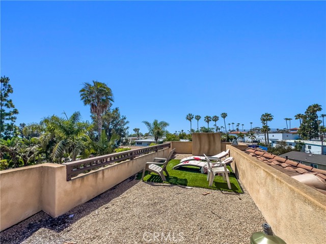 San Clemente, California, 92672, United States, 5 Bedrooms Bedrooms, ,7 BathroomsBathrooms,Residential,For Sale,1845987