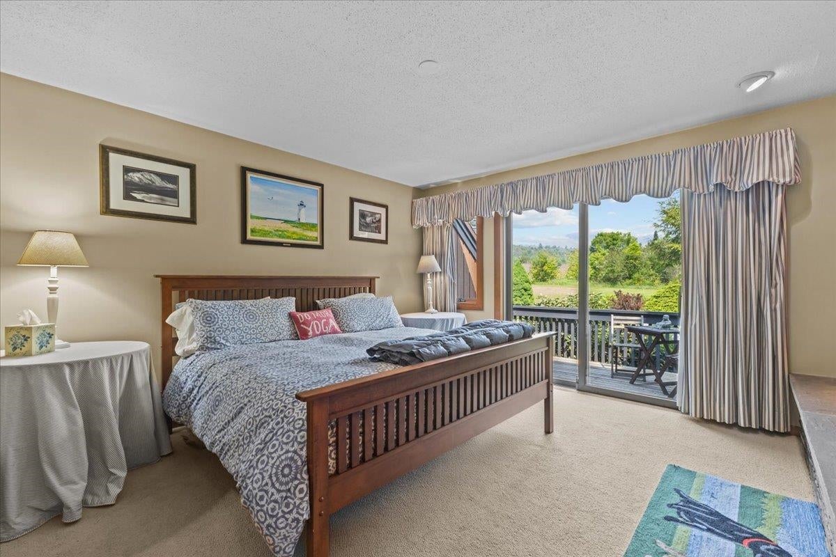 Stowe, Vermont, 05672, United States, 4 Bedrooms Bedrooms, ,3 BathroomsBathrooms,Residential,For Sale,1867745