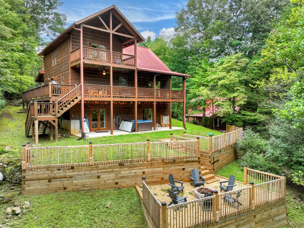 Ellijay, Georgia, 30540, United States, 3 Bedrooms Bedrooms, ,3 BathroomsBathrooms,Residential,For Sale,1916949