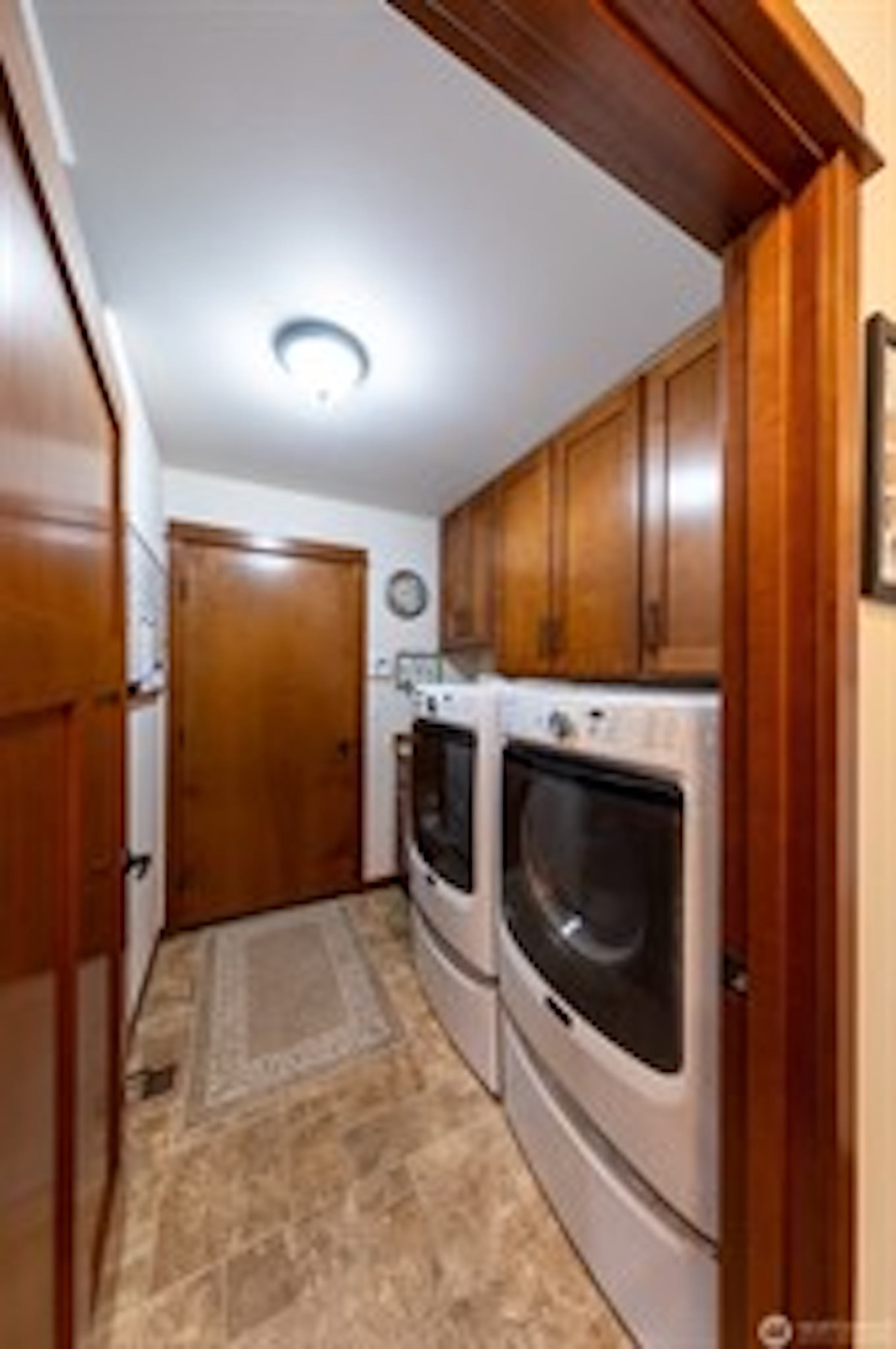  Your new beautiful Brownstone Home - 物件實景