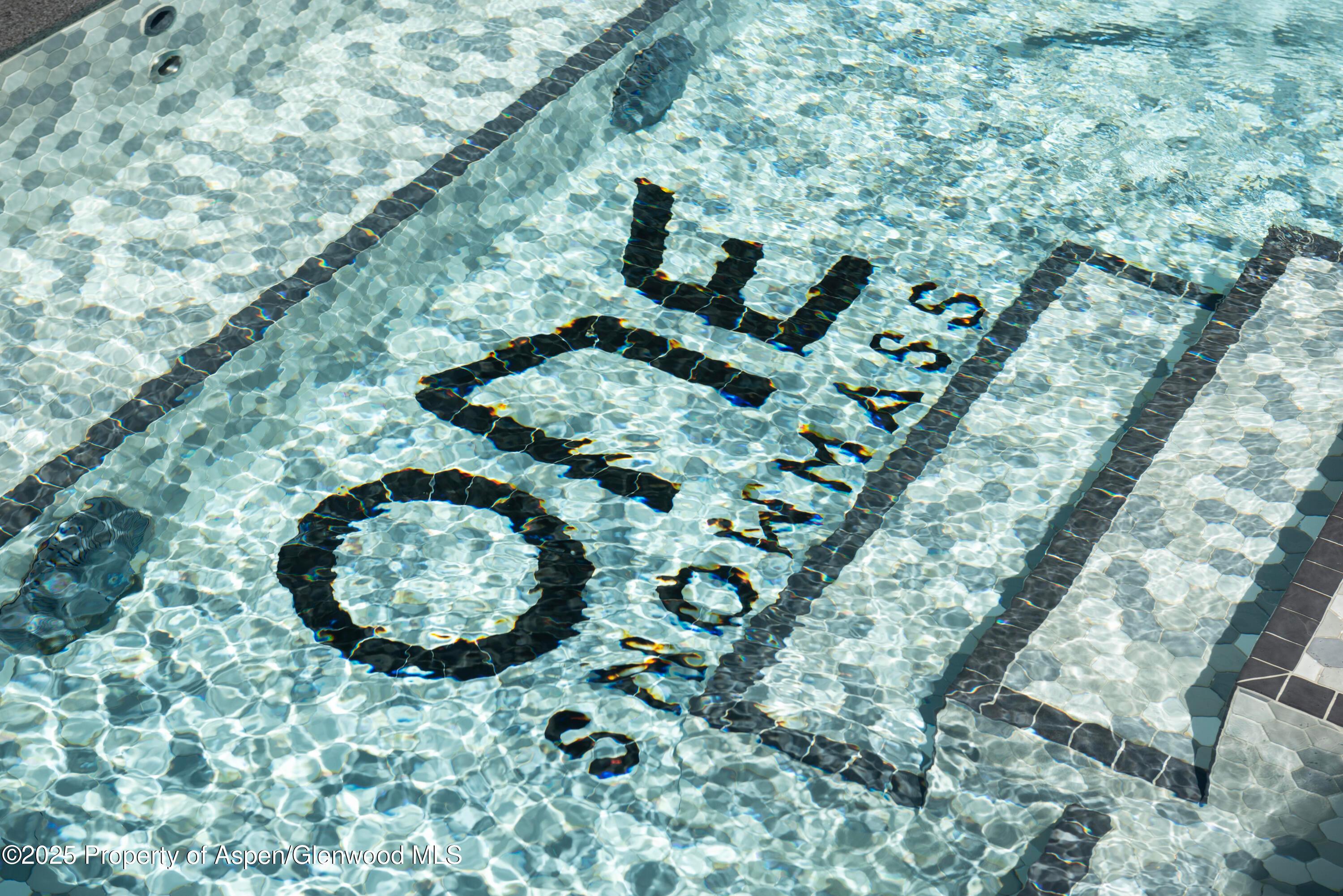 Snowmass Village, Colorado, 81615, United States, 3 Bedrooms Bedrooms, ,3 BathroomsBathrooms,Residential,For Sale,1997105