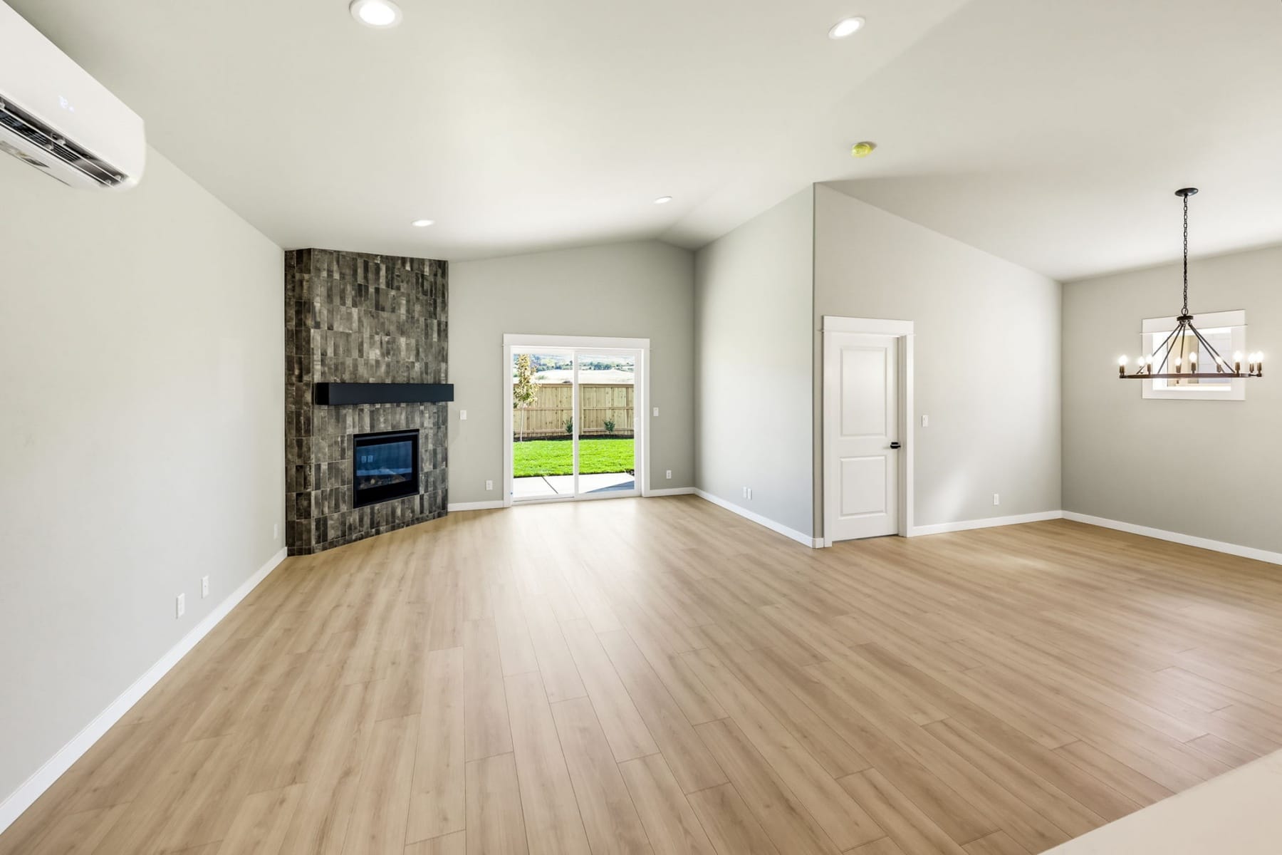  3220 Garner Way Medford, OR 97504 - 物件實景