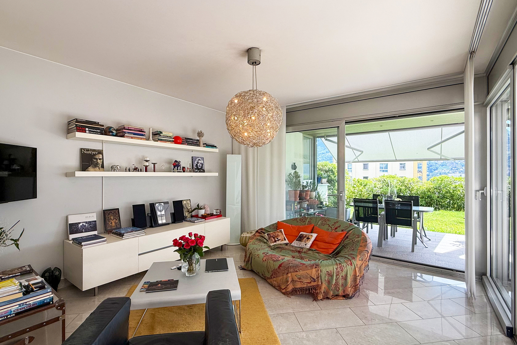  Bright apartment with private garden in a prime location - 物件實景