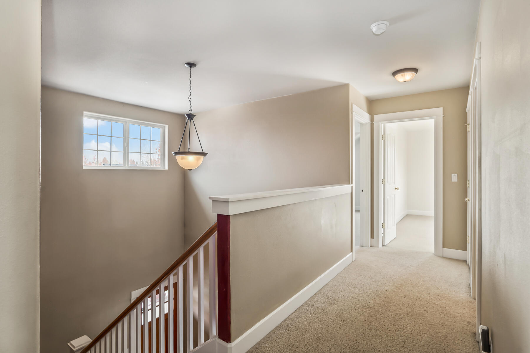 Bend, Oregon, 97702, United States, 4 Bedrooms Bedrooms, ,4 BathroomsBathrooms,Residential,For Sale,1992804