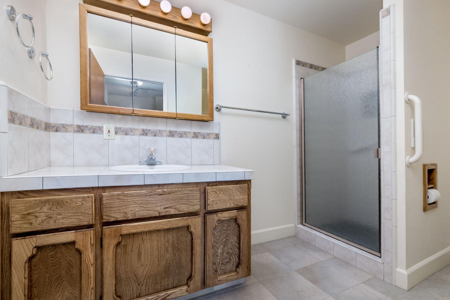 Grass Valley, California, 95949, United States, 4 Bedrooms Bedrooms, ,4 BathroomsBathrooms,Residential,For Sale,2015121