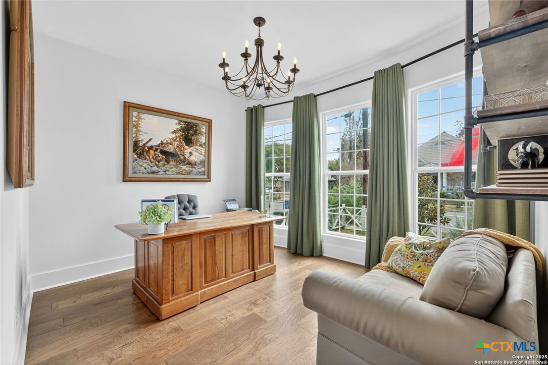 San Antonio, Texas, 78204, United States, 4 Bedrooms Bedrooms, ,4 BathroomsBathrooms,Residential,For Sale,1989633