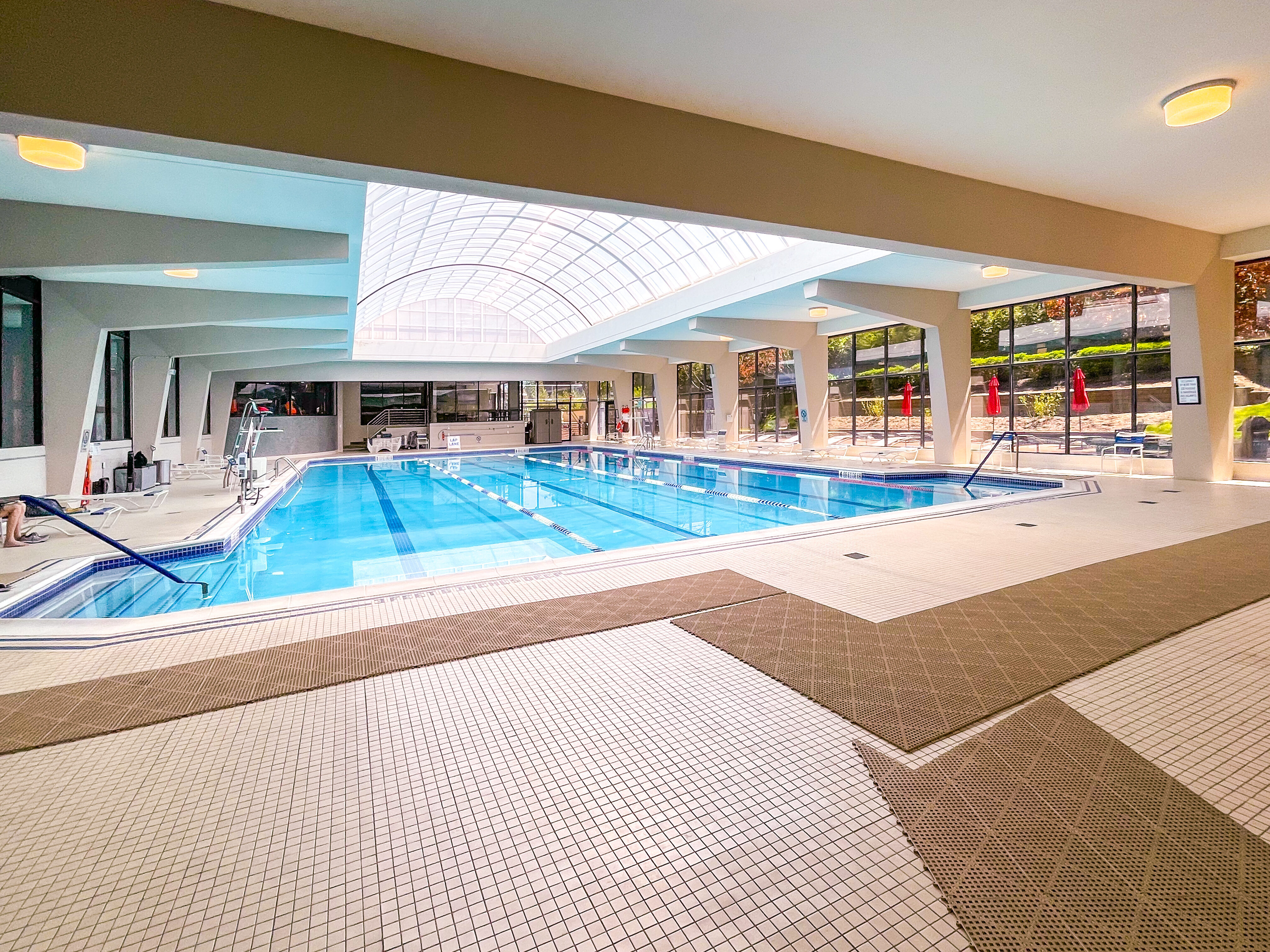  2 Bay Club Drive, Bayside, NY 11360 - 物件實景
