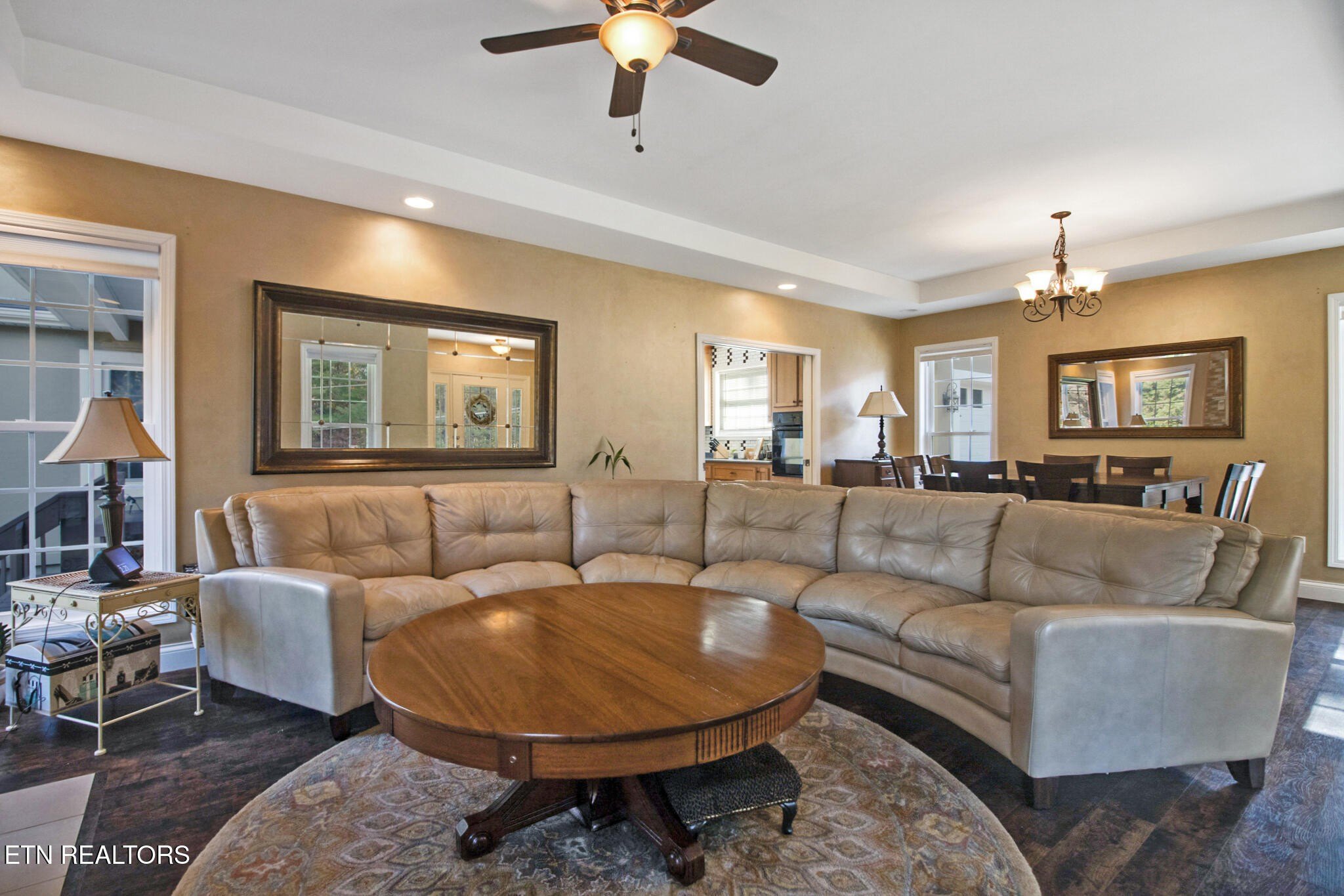 Crossville, Tennessee, 38558, United States, 3 Bedrooms Bedrooms, ,4 BathroomsBathrooms,Residential,For Sale,1930230