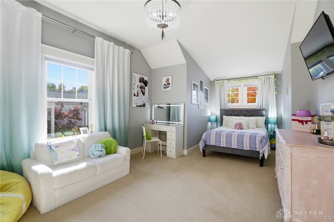 Oakwood, Ohio, 45409, United States, 3 Bedrooms Bedrooms, ,3 BathroomsBathrooms,Residential,For Sale,1991510