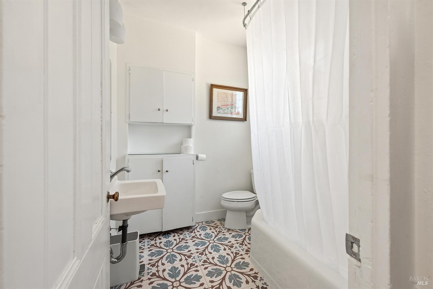 Santa Rosa, California, 95404, United States, 3 Bedrooms Bedrooms, ,3 BathroomsBathrooms,Residential,For Sale,1928881