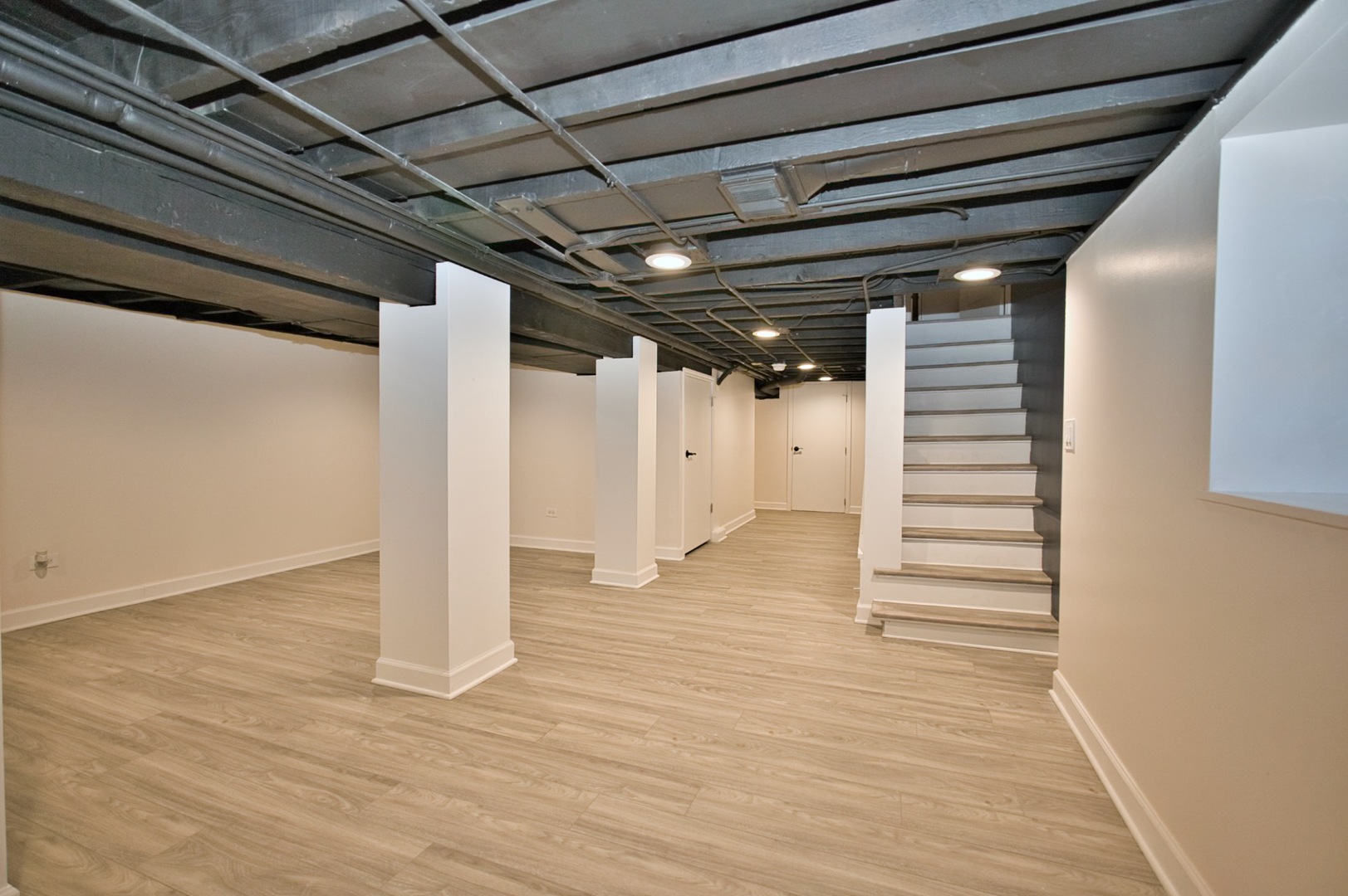 Chicago, Illinois, 60630, United States, 4 Bedrooms Bedrooms, ,2 BathroomsBathrooms,Residential,For Sale,2007552