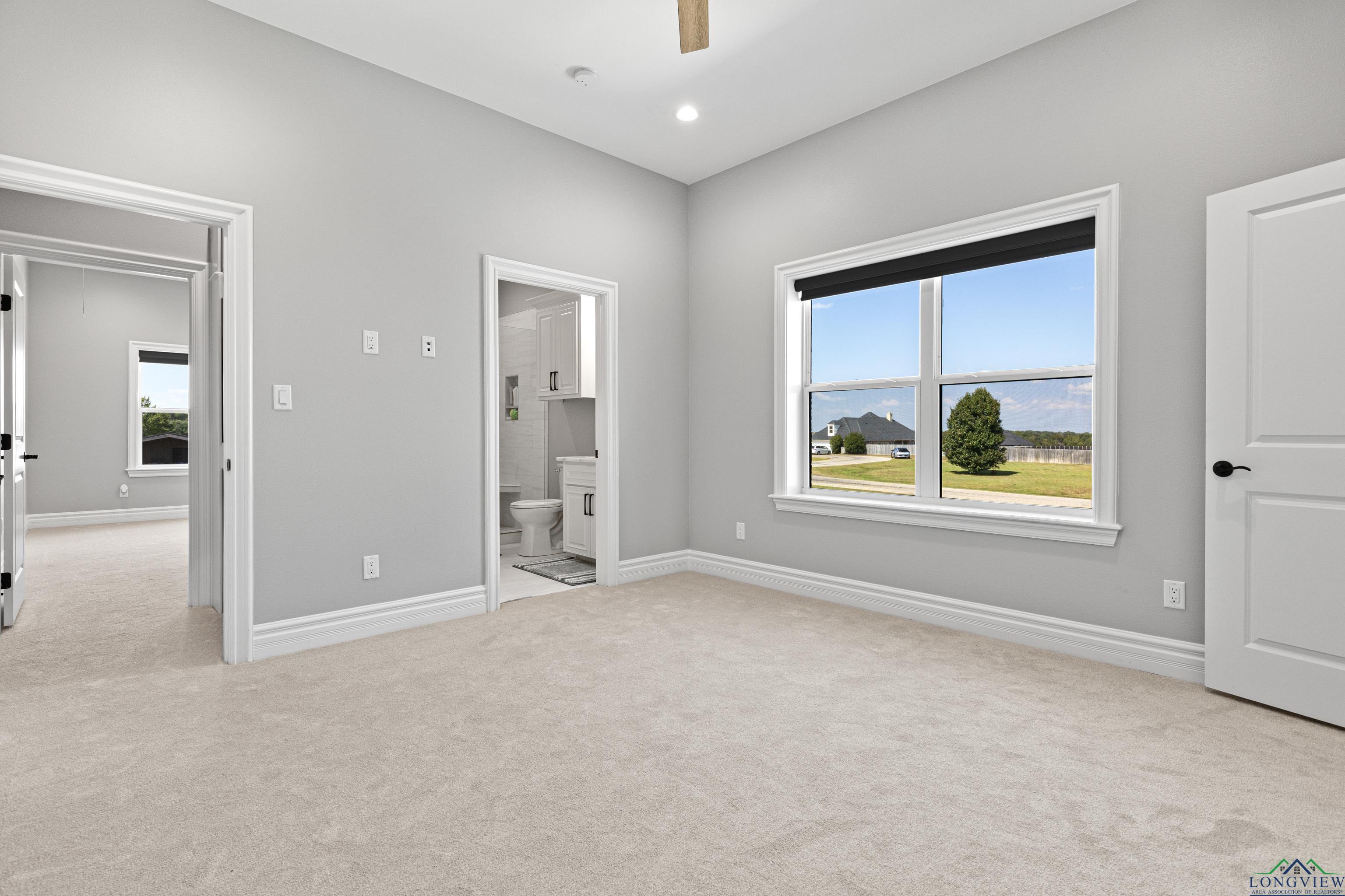 Tatum, Texas, 75691, United States, 6 Bedrooms Bedrooms, ,5 BathroomsBathrooms,Residential,For Sale,1967994