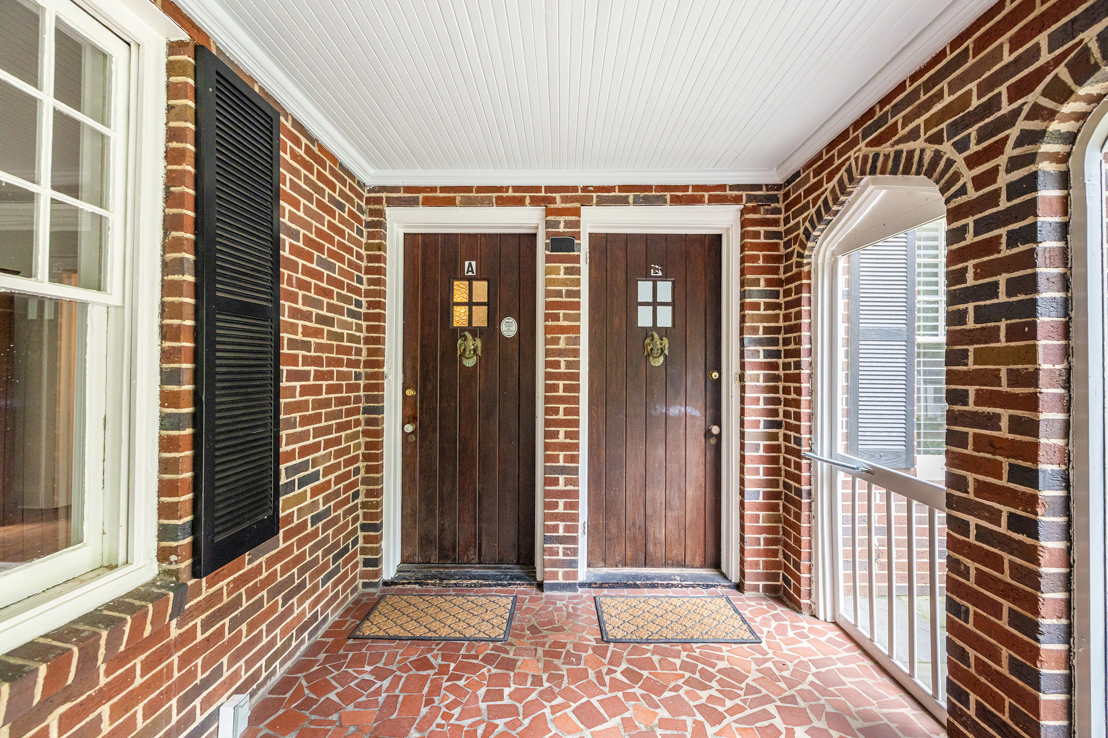  Morningside Duplex Offers Character, Location and Financial Flexibility - 物件實景
