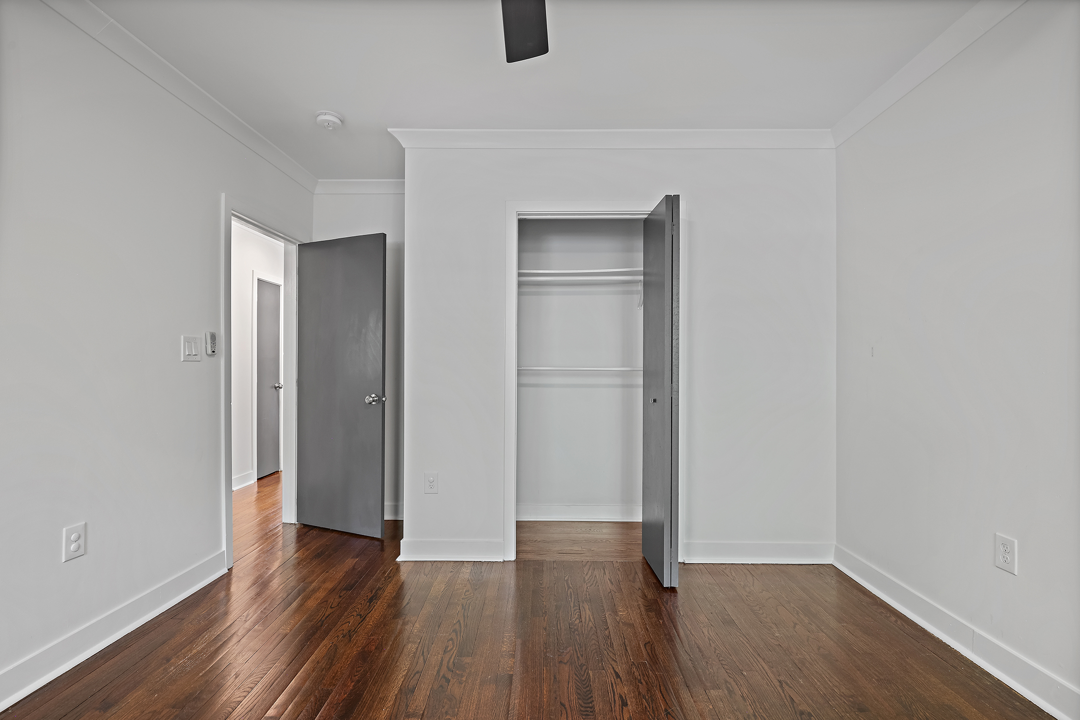 Charming Updated Ranch Home in Sought-after Clairmont Terrace Neighborhood - 物件實景