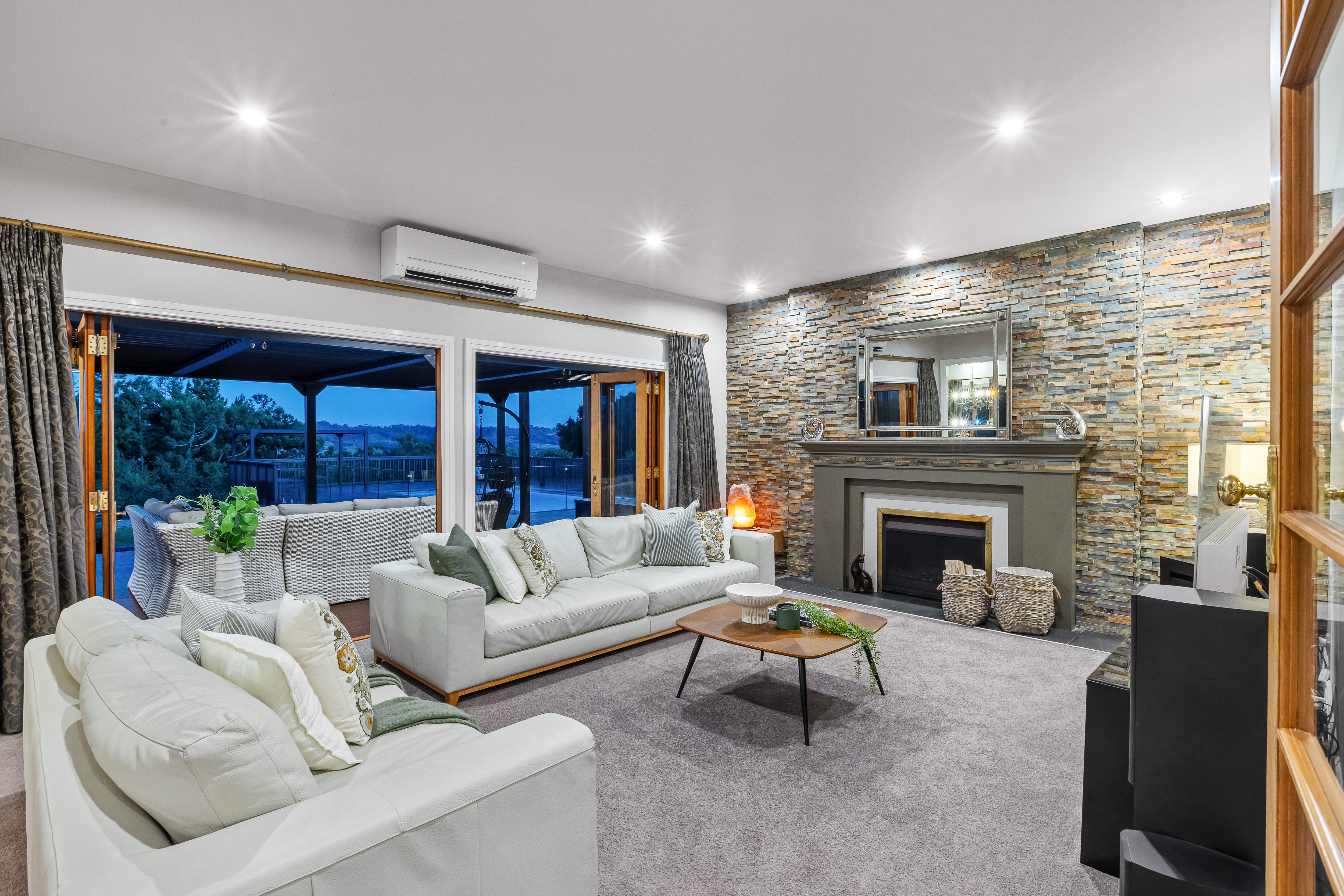  96 Pebble Brook Road, Wainui - 物件實景