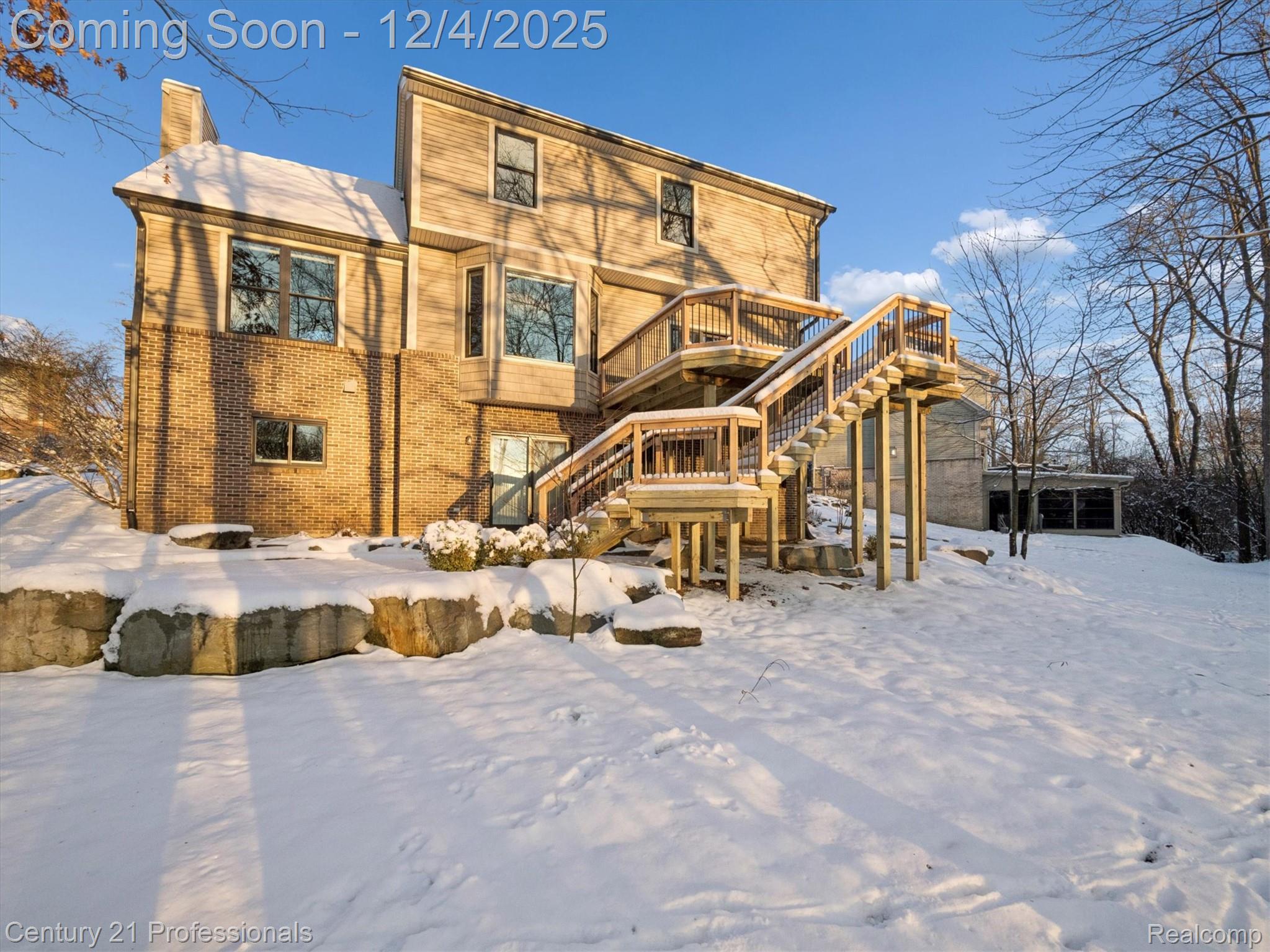 Orion, Michigan, 48360, United States, 4 Bedrooms Bedrooms, ,4 BathroomsBathrooms,Residential,For Sale,2001208