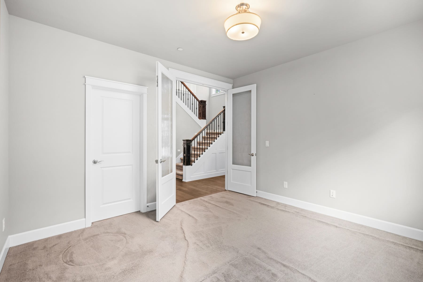  12465 SW LESSER RD Portland, OR 97219 - 物件實景