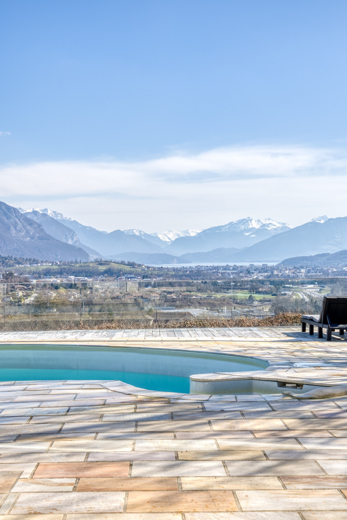  Renovated Contemporary Villa with Lake and Mountain Views – Annecy Heights - 物件實景