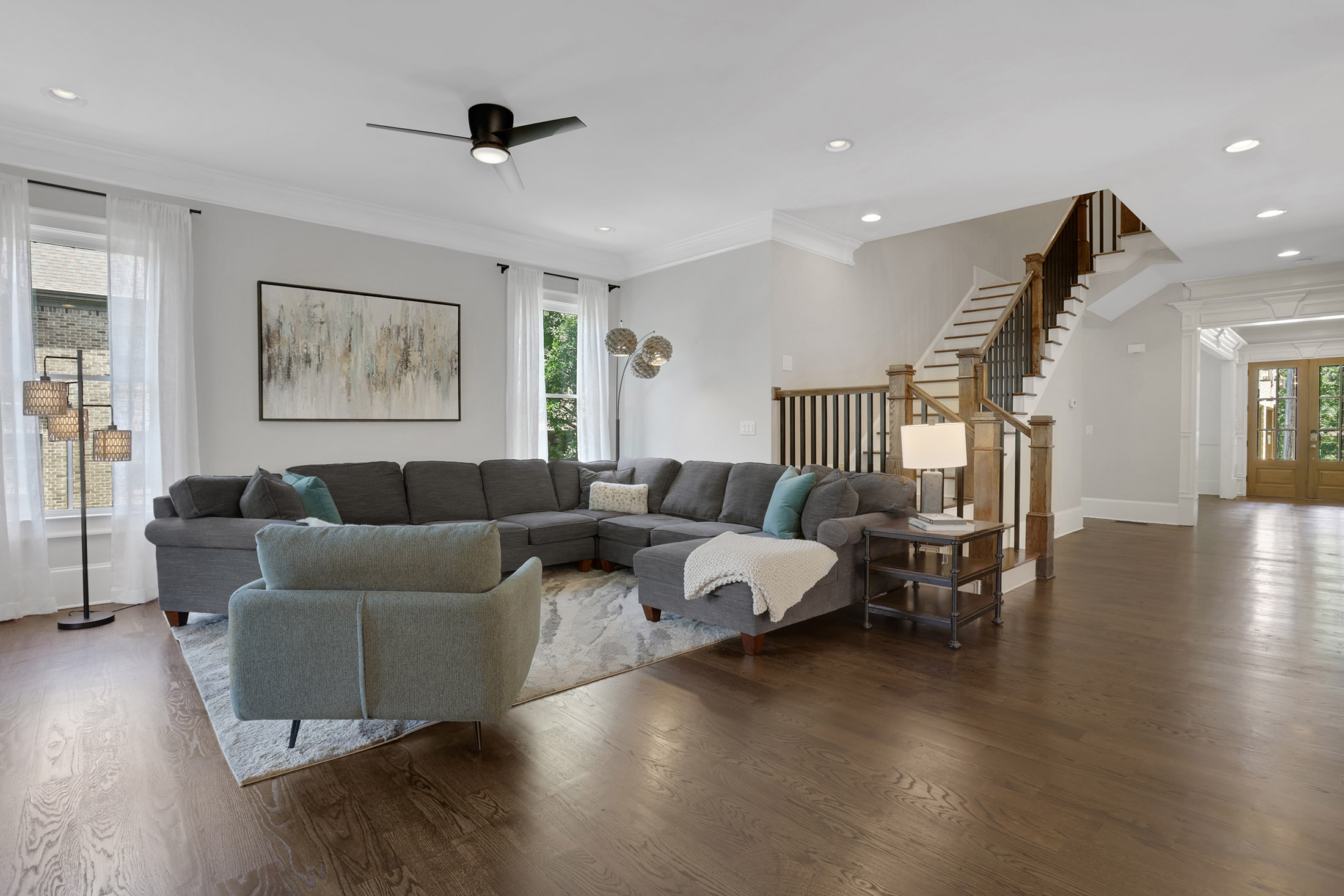  Sophisticated Brick Residence in Coveted Brookhaven Location - 物件實景
