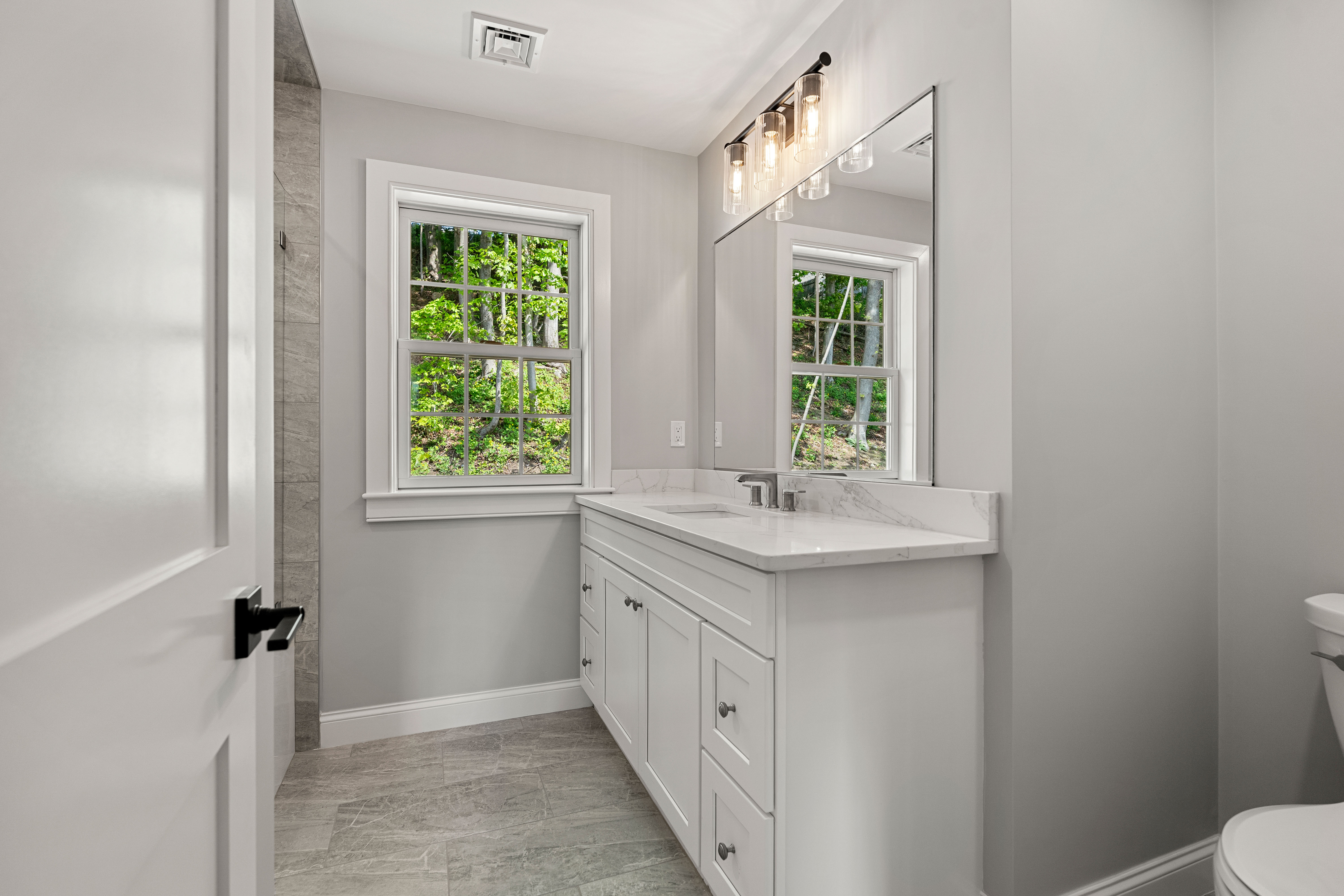  6 Monroe Street, Amesbury, MA, 01913 - 物件實景