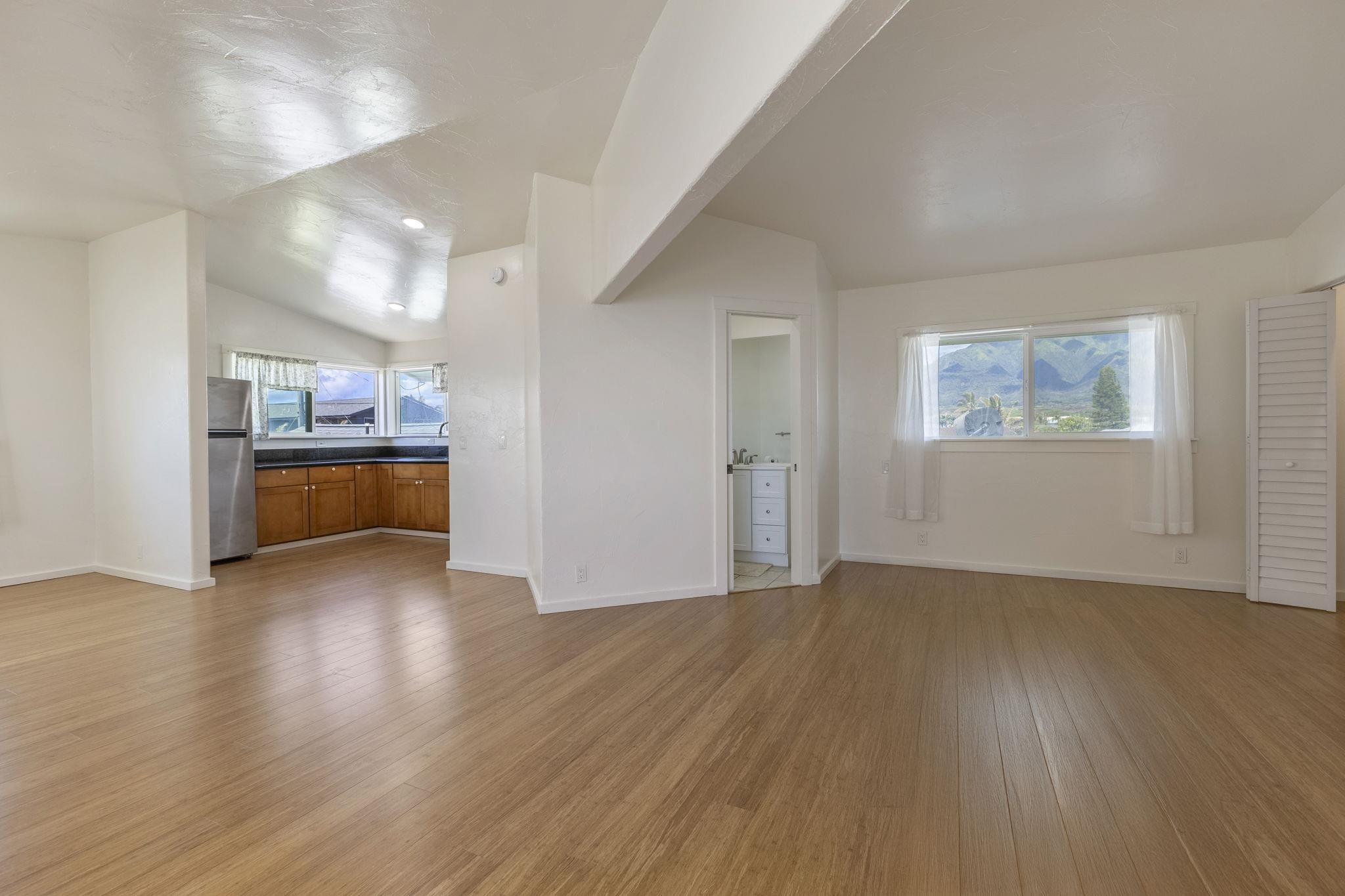 Wailuku, Hawaii, 96793, United States, 3 Bedrooms Bedrooms, ,4 BathroomsBathrooms,Residential,For Sale,1848870