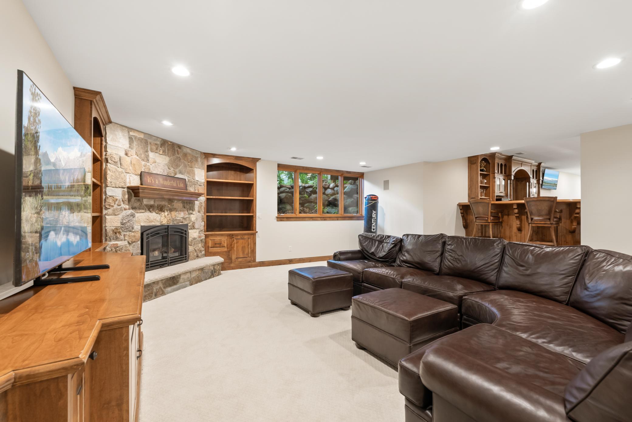 Excelsior, Minnesota, 55331, United States, 5 Bedrooms Bedrooms, ,6 BathroomsBathrooms,Residential,For Sale,1906981