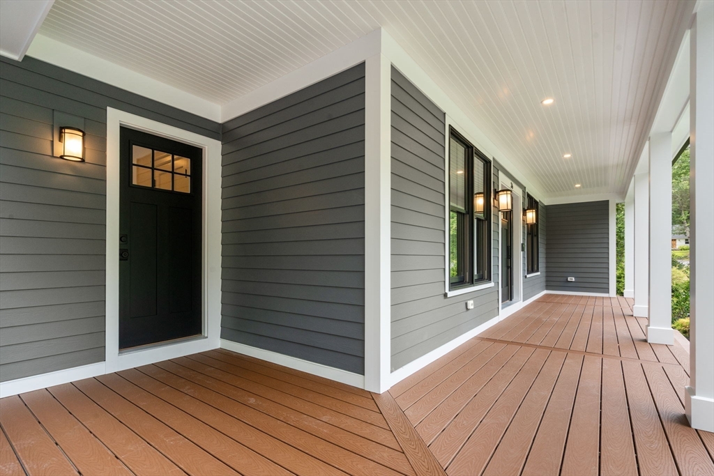 Westwood, Massachusetts, 02090, United States, 5 Bedrooms Bedrooms, ,5 BathroomsBathrooms,Residential,For Sale,1911878