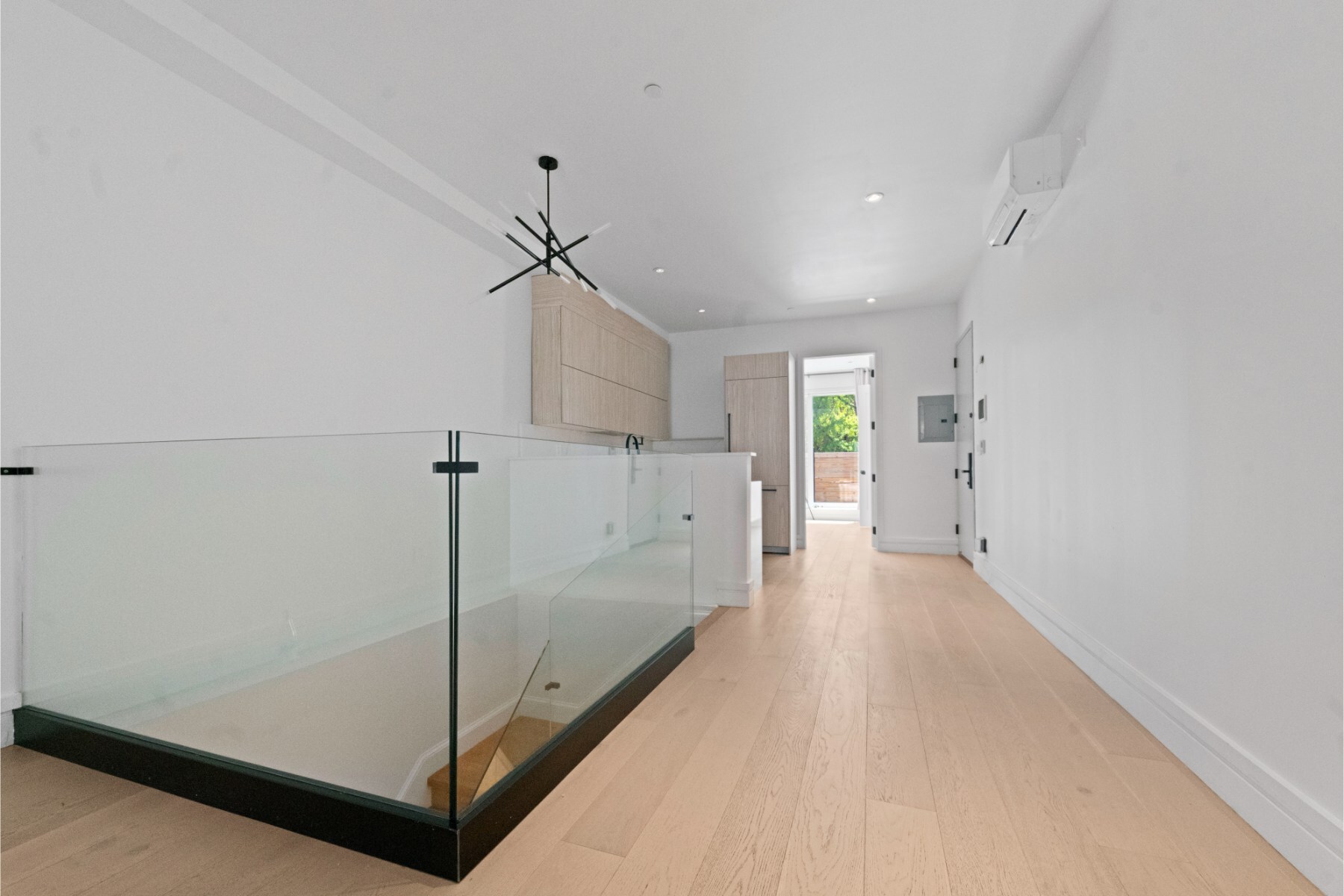  499 Van Buren St. 1, Brooklyn, NY, 11221 - 物件實景
